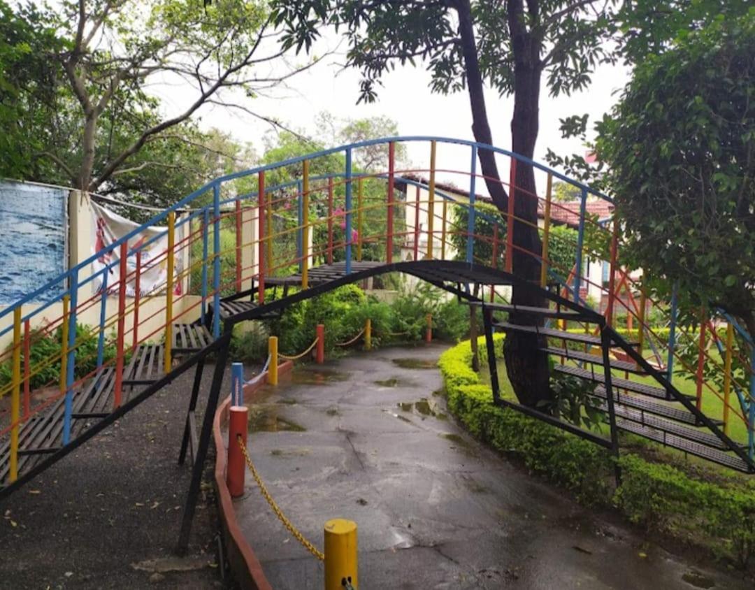 Fun And Food Resort & Holidays Harsola Екстериор снимка